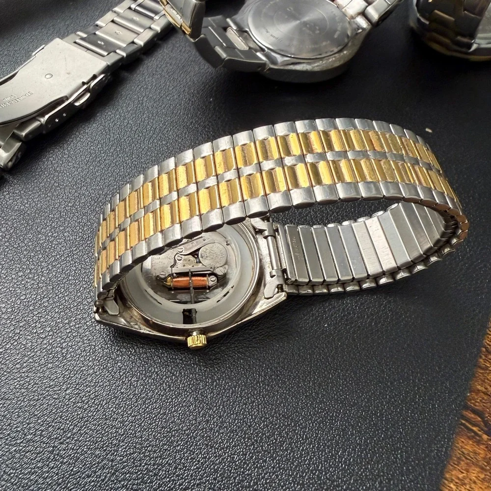 Set of 6 Armitron Men's Watches Analog & Digital Mix BROKEN FOR PARTS